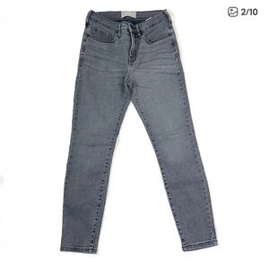 Everlane Grey High Rise Ankle Jeans Size 28